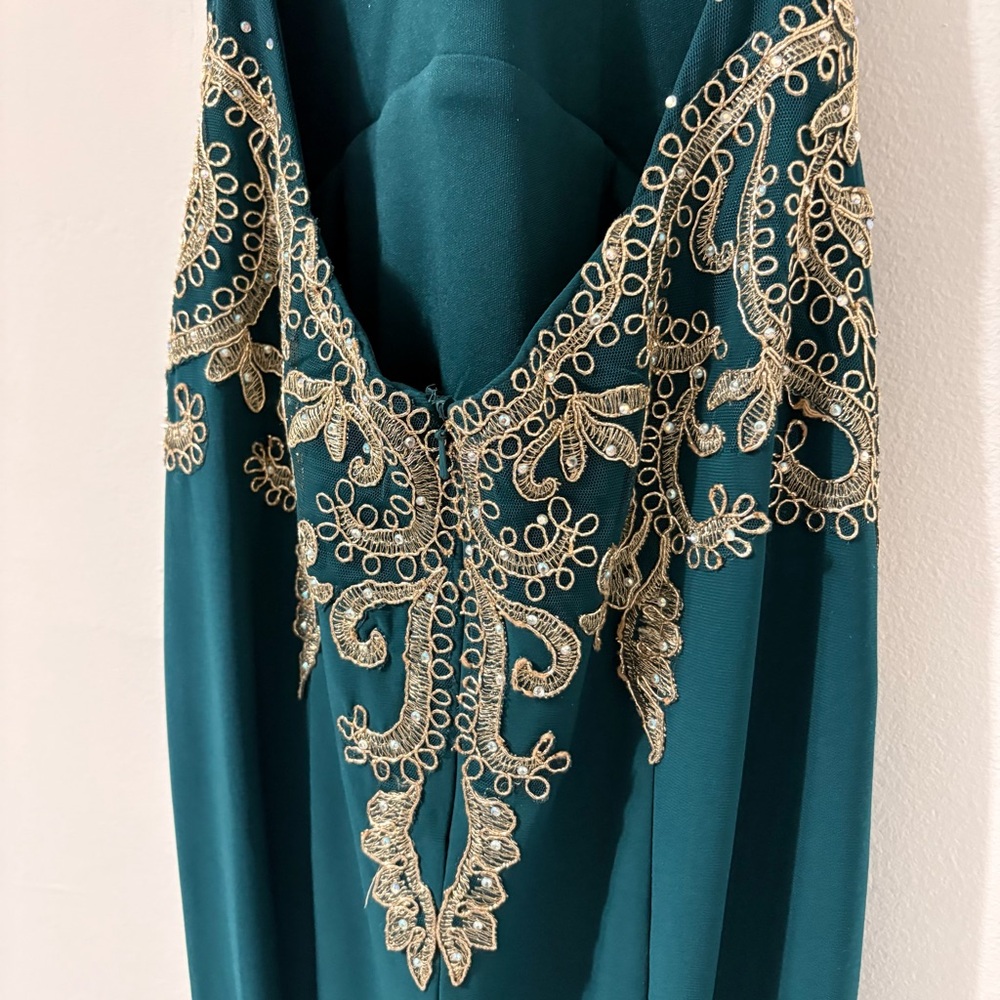 Xscape Halter Neck Gold Lace Bodice Mermaid Green Prom Dress Sz 0 - Picture 6 of 8